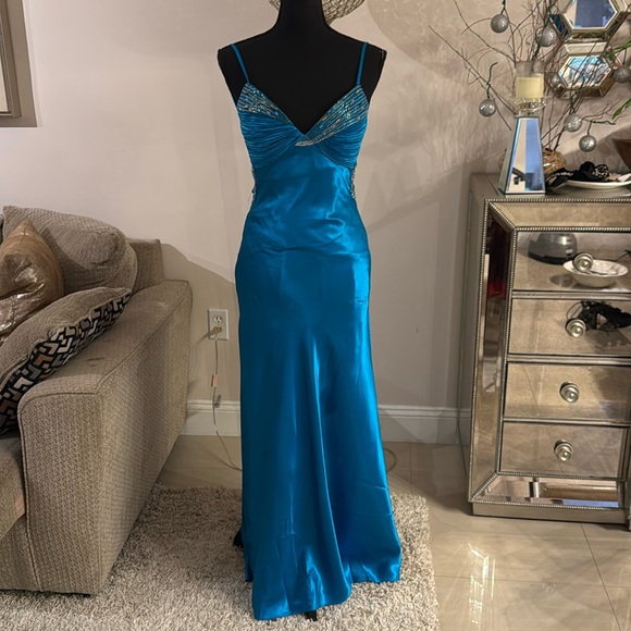 Tony Bowls Paris evening blue beaded dress size 0 - Picture 1 of 8